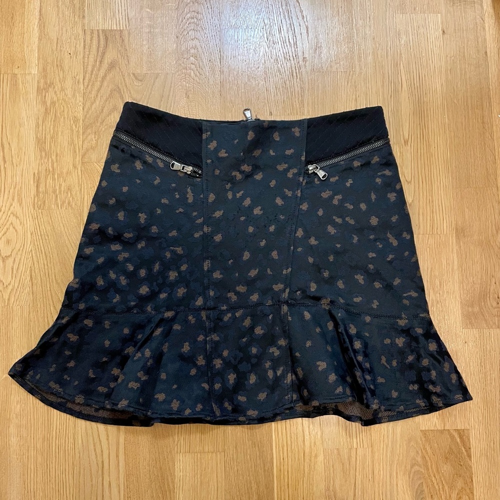 Marc by Marc Jacobs skirt size 4